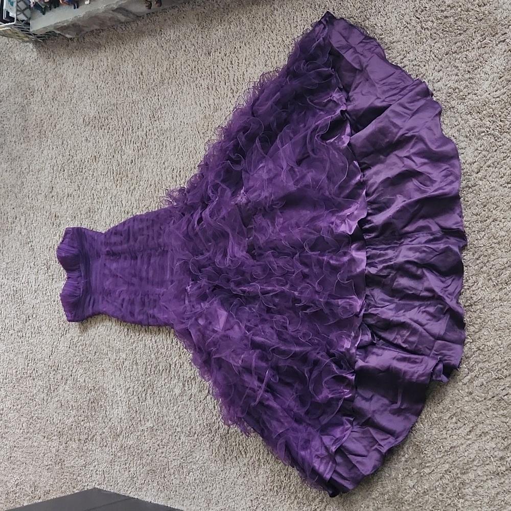 Beautiful purple gown!